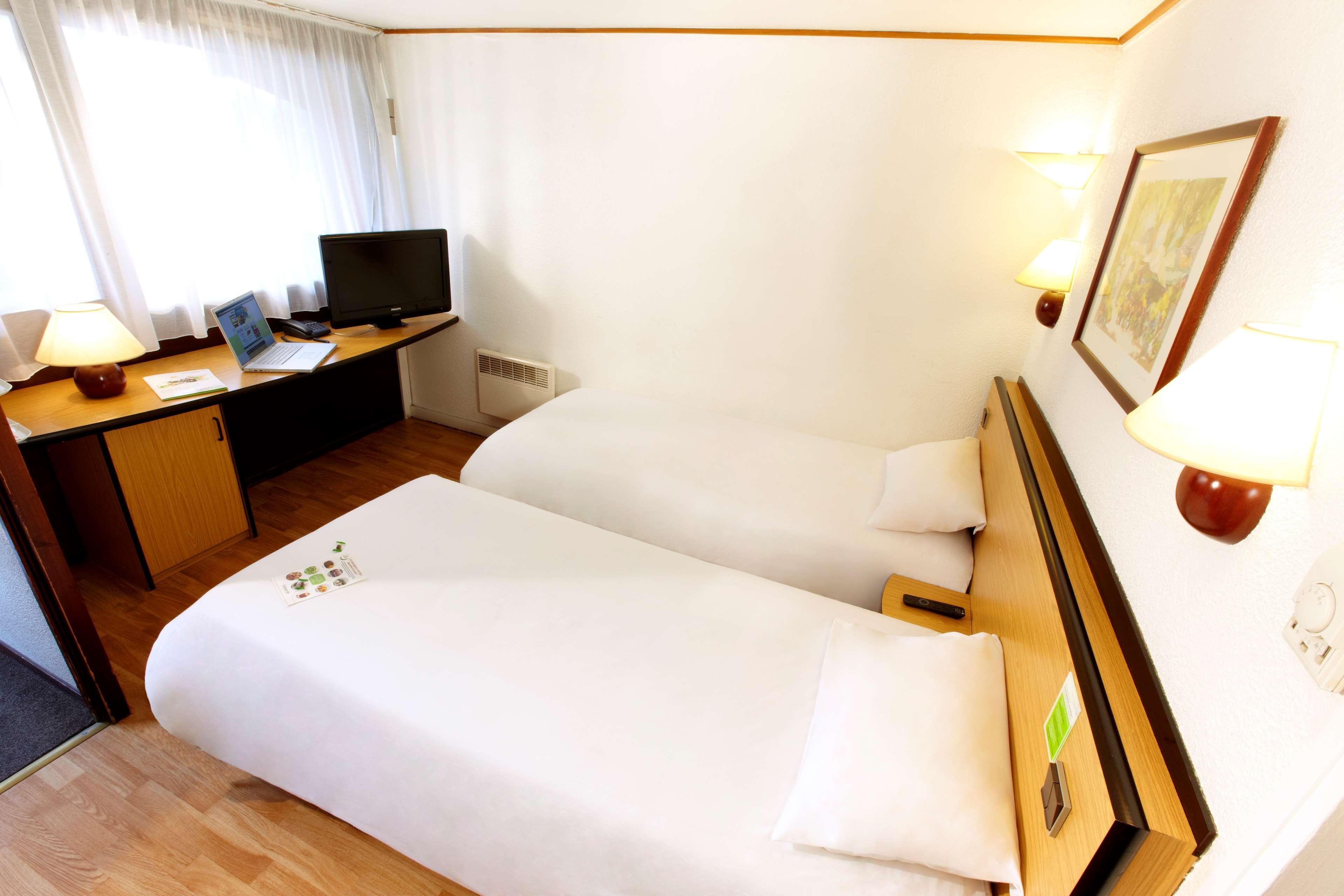 Hotel De La Briere Trignac Ngoại thất bức ảnh
