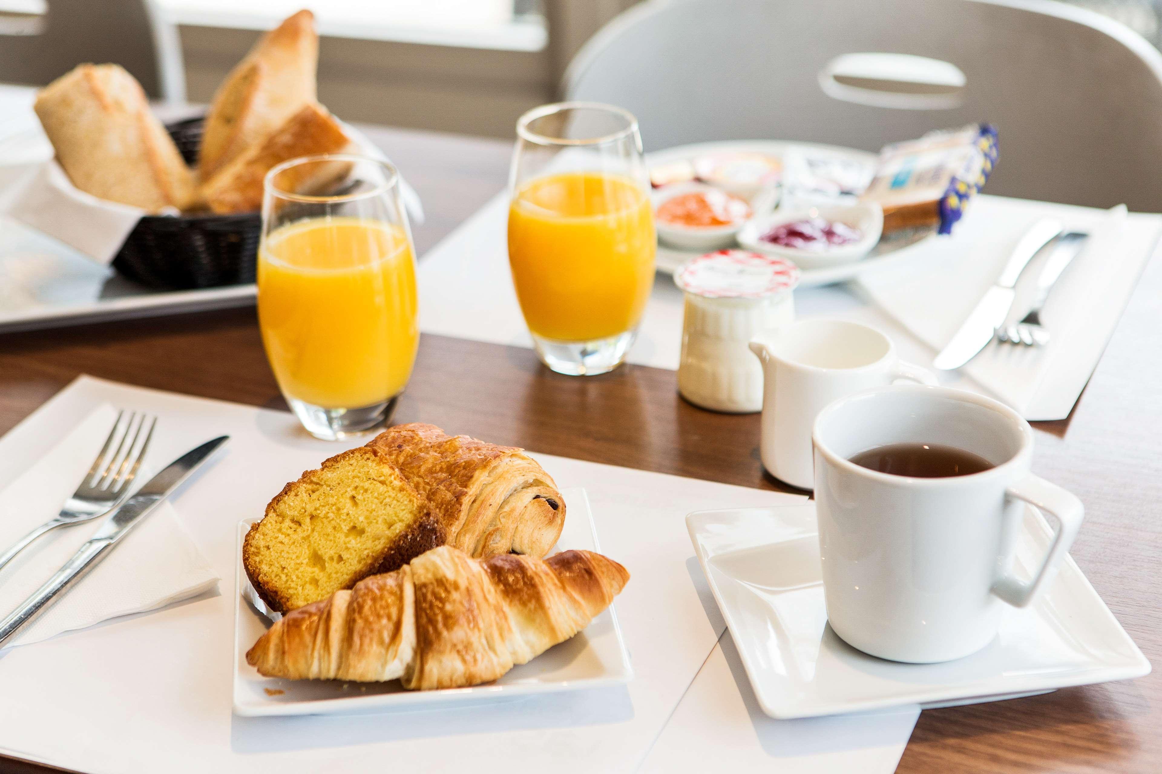 Hotel De La Briere Trignac Ngoại thất bức ảnh
